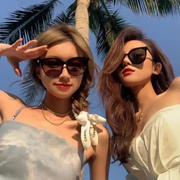 我们都无法成为大人